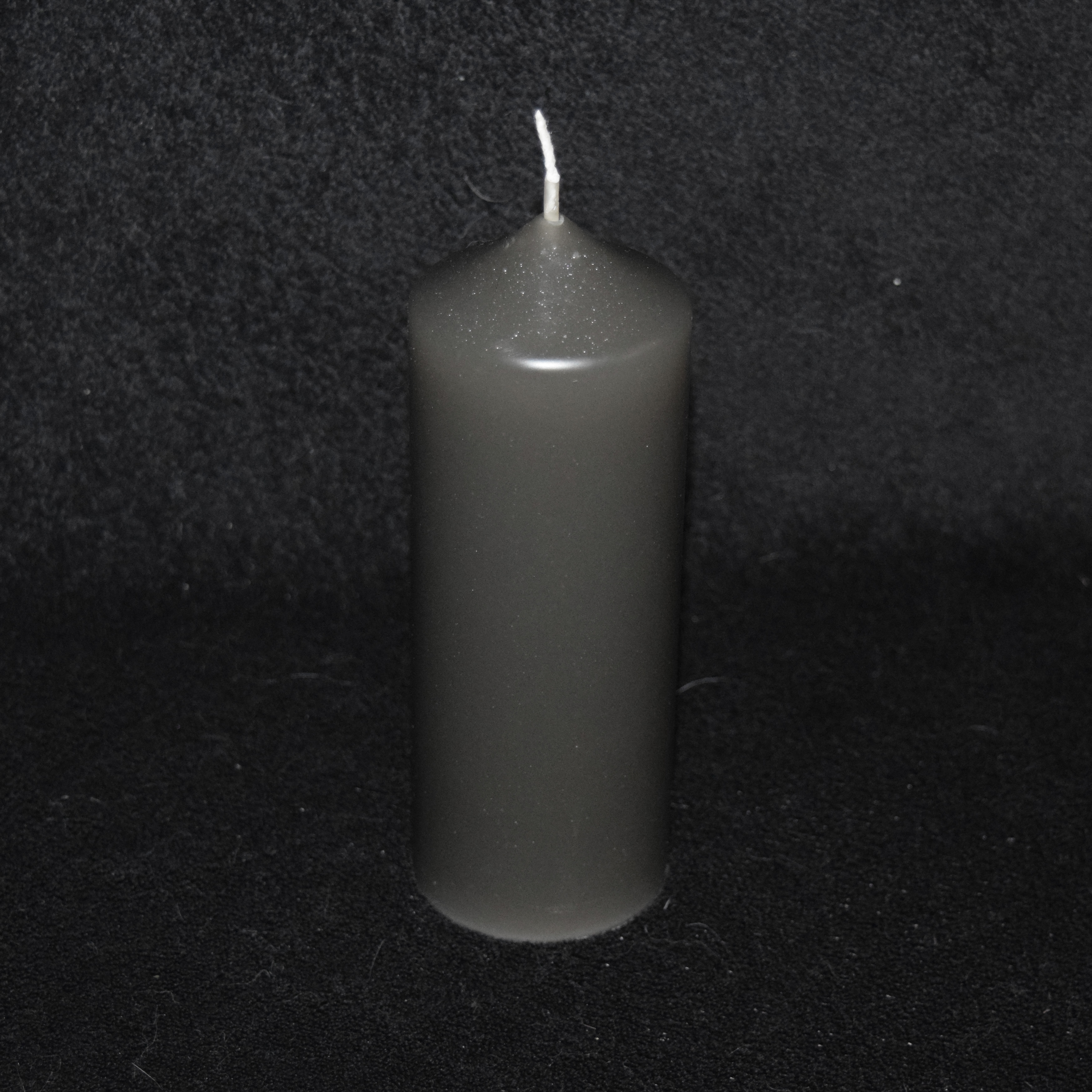 Spitze Stumpen-Kerze einfarbig