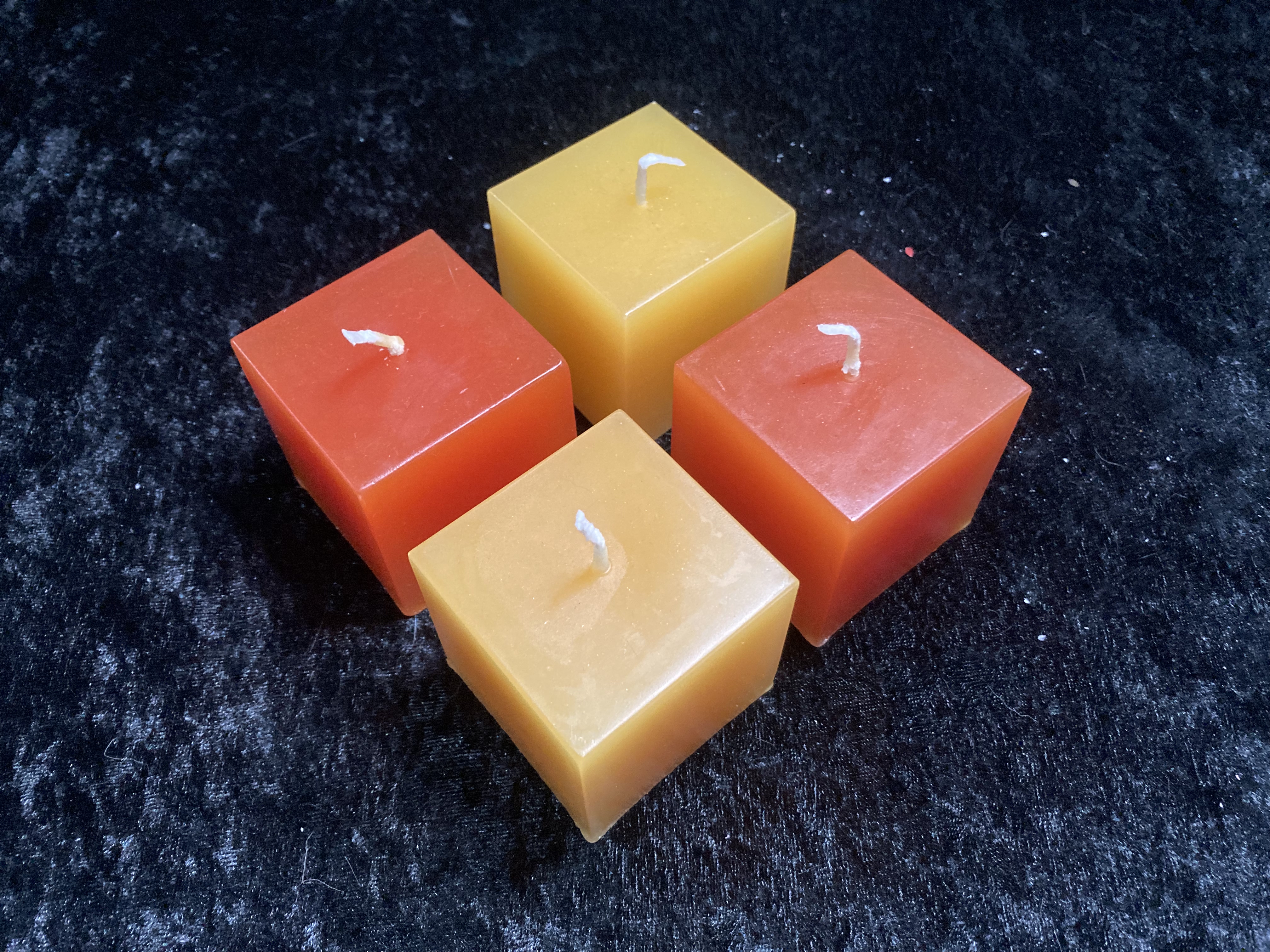 Kerzen-Arrangement Würfel 4er-Set zweifarbig 