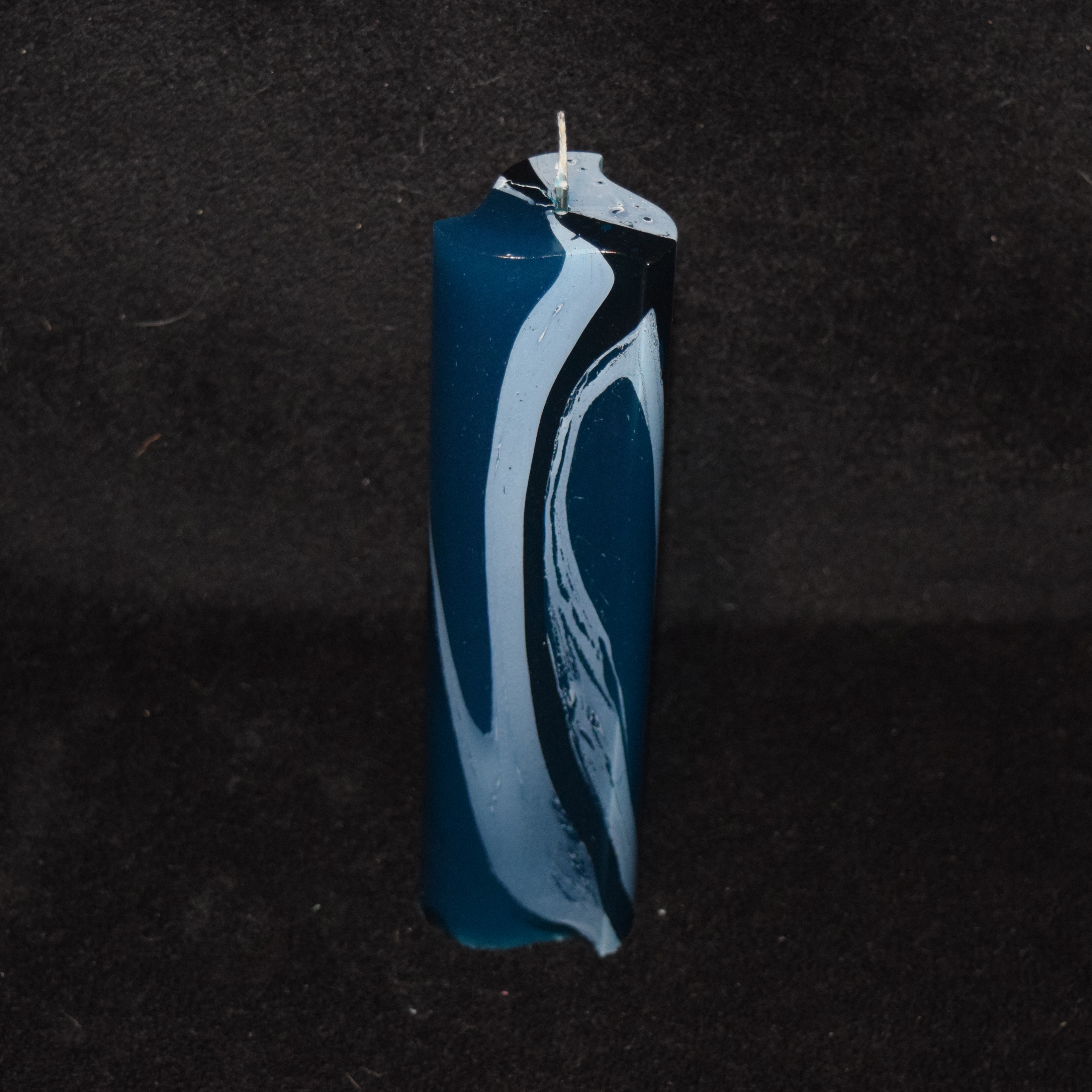 Triole-Kerze marmoriert