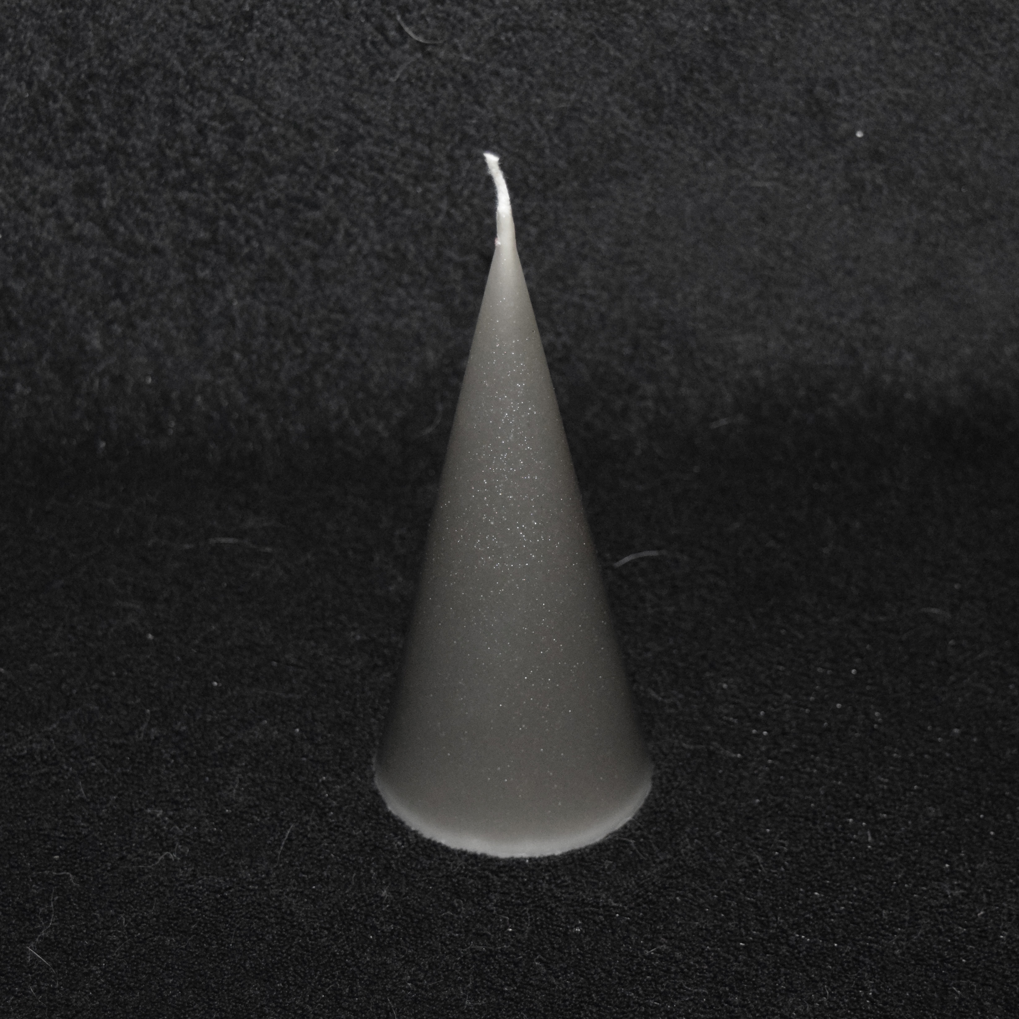 Kleine Kegel-Kerze einfarbig